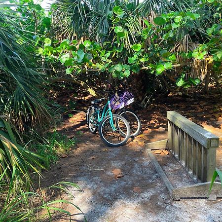Anna Maria Island Runaway Tropical Dream-One Minute Walk To The Beach-Heated Pool Bradenton Beach Buitenkant foto