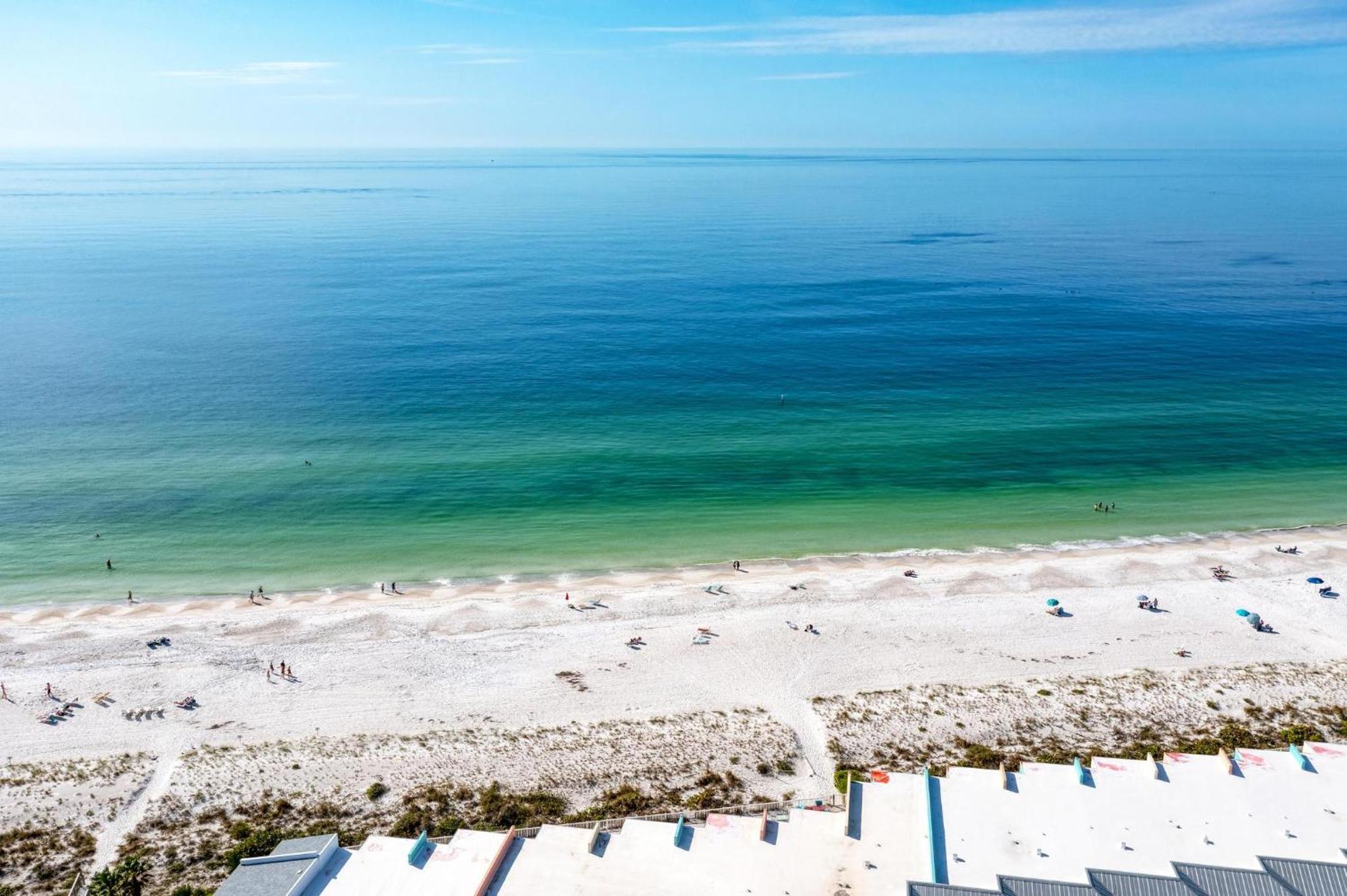 Anna Maria Island Runaway Tropical Dream-One Minute Walk To The Beach-Heated Pool Bradenton Beach Buitenkant foto